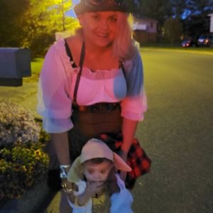 Meet your Posher, Amy